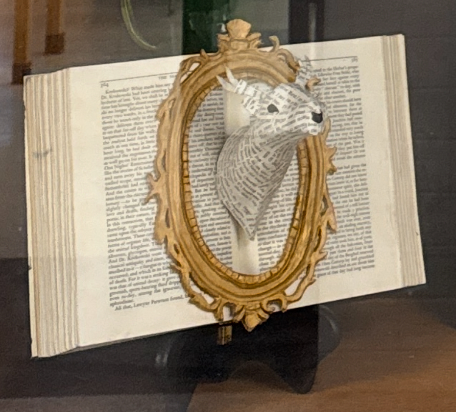 Sculpture artwork